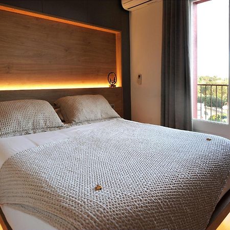 Hostal Rural Can Pau Cantallops Bagian luar foto
